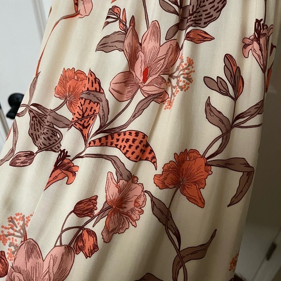 Petal and Pup Tusmore Dress - Picture 6 of 8